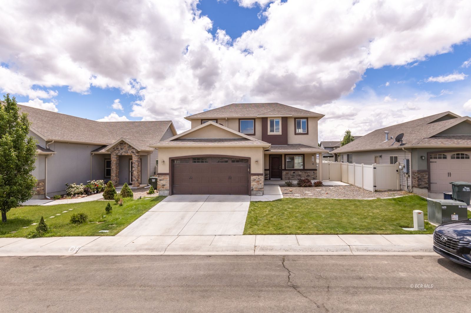 3817 Boulder Creek Property Photo 1