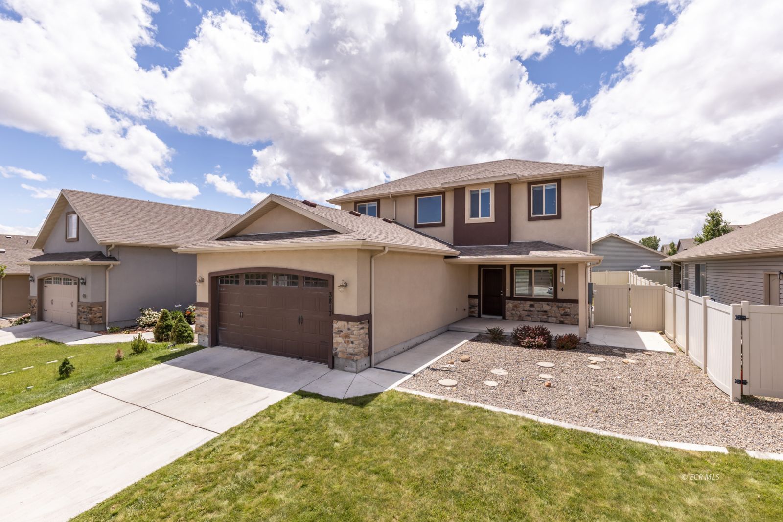 3817 Boulder Creek Property Photo 3