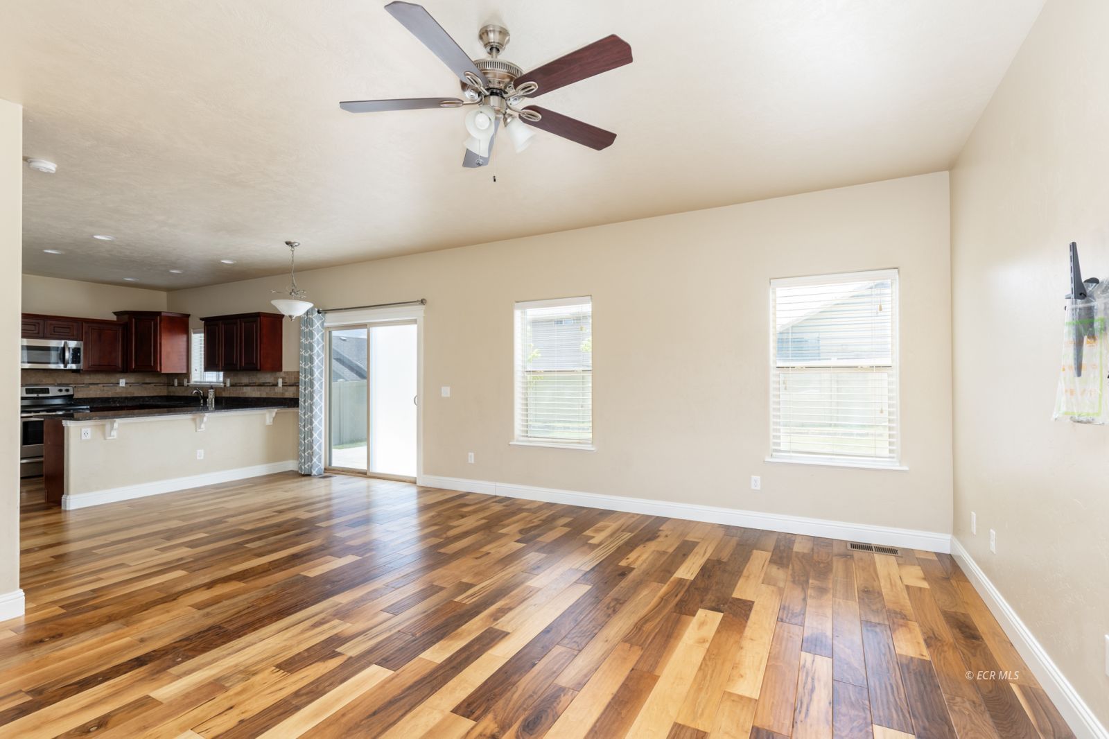 3817 Boulder Creek Property Photo 5