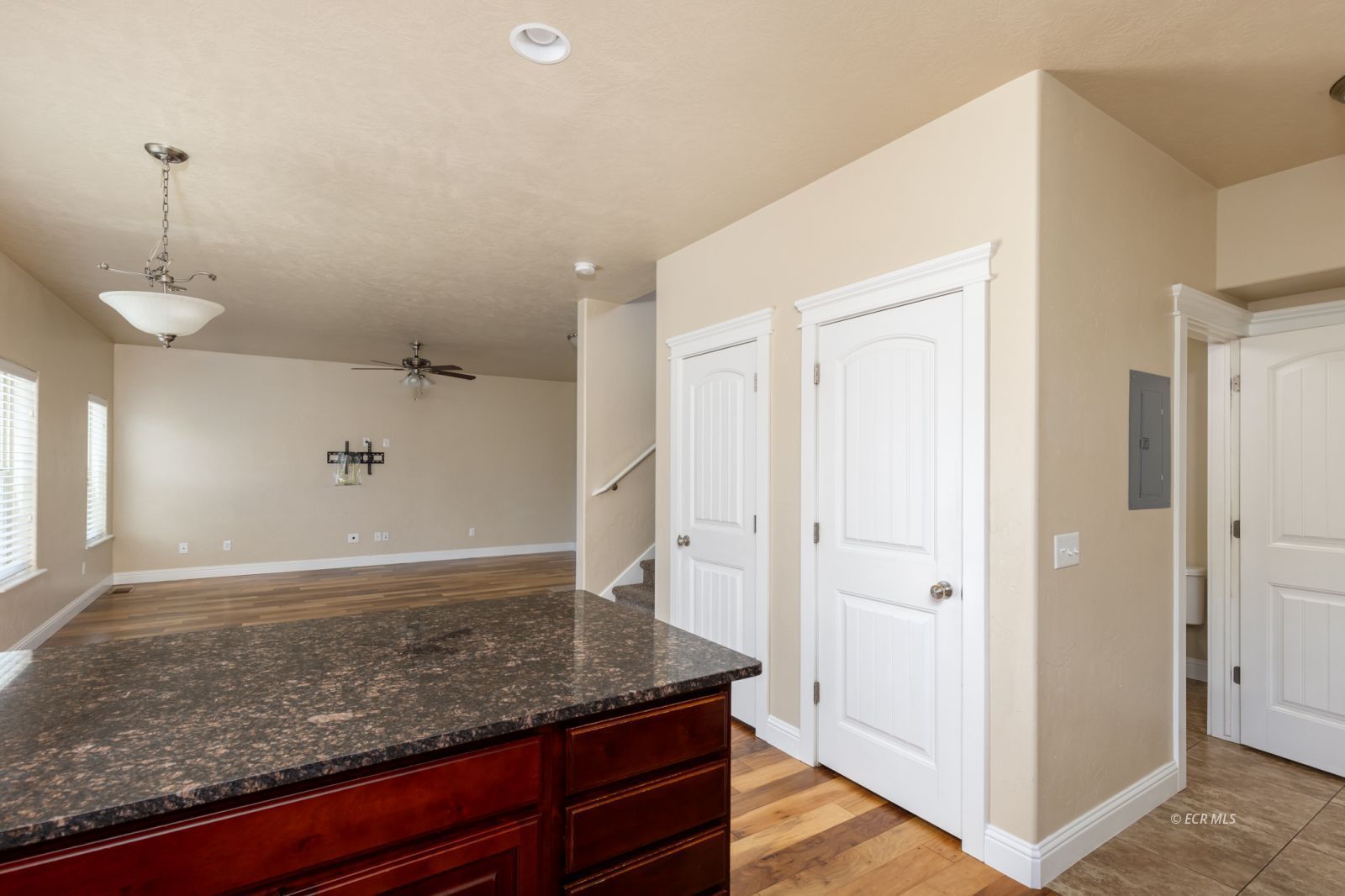 3817 Boulder Creek Property Photo 9