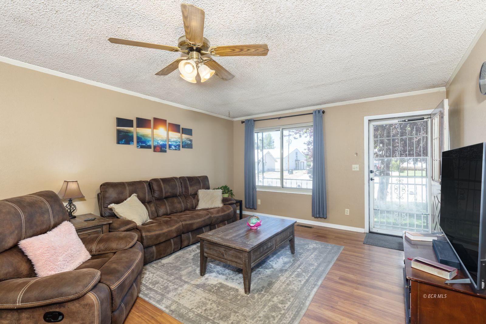 441 4th Street Property Photo 5