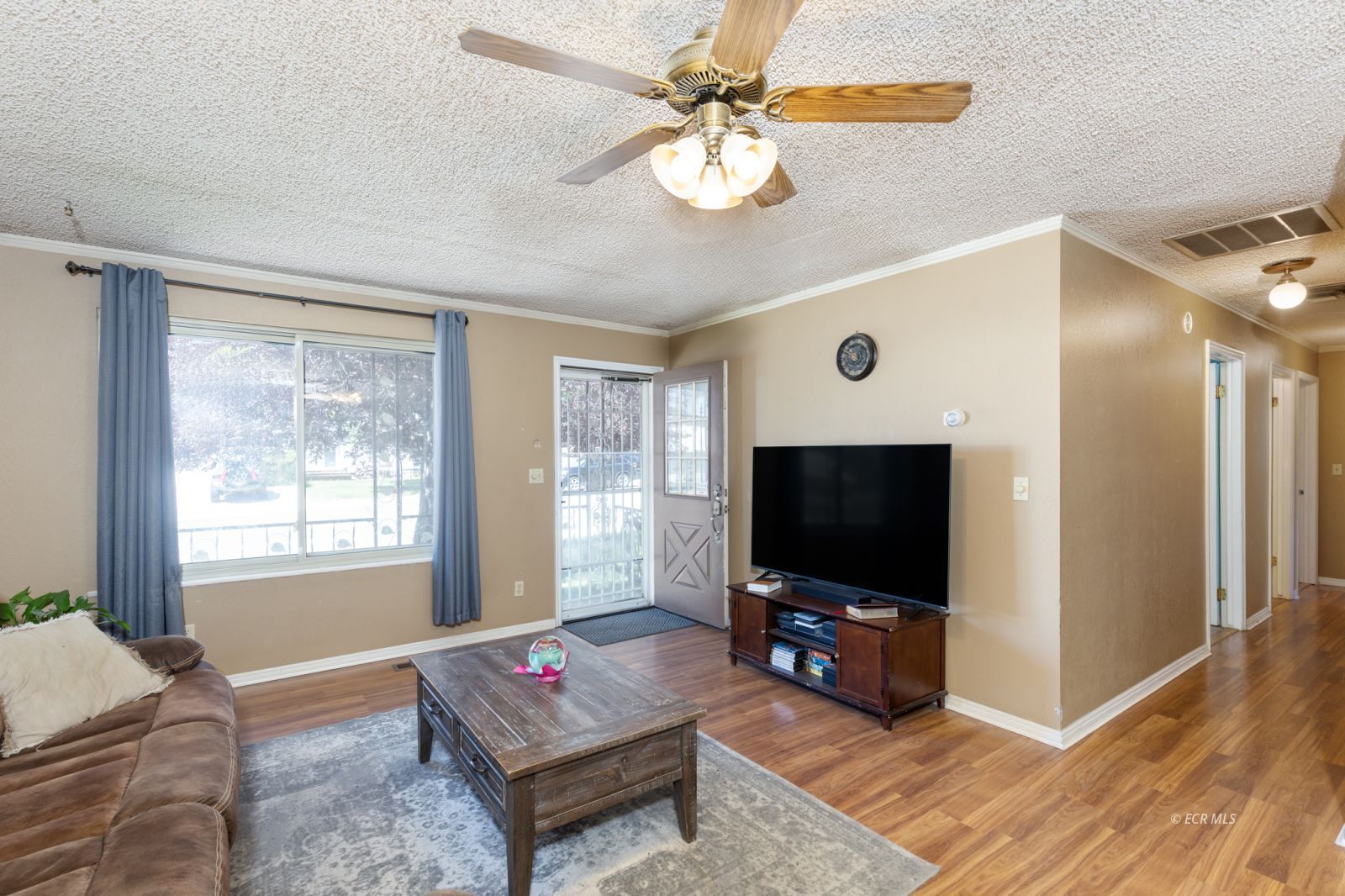 441 4th Street Property Photo 6