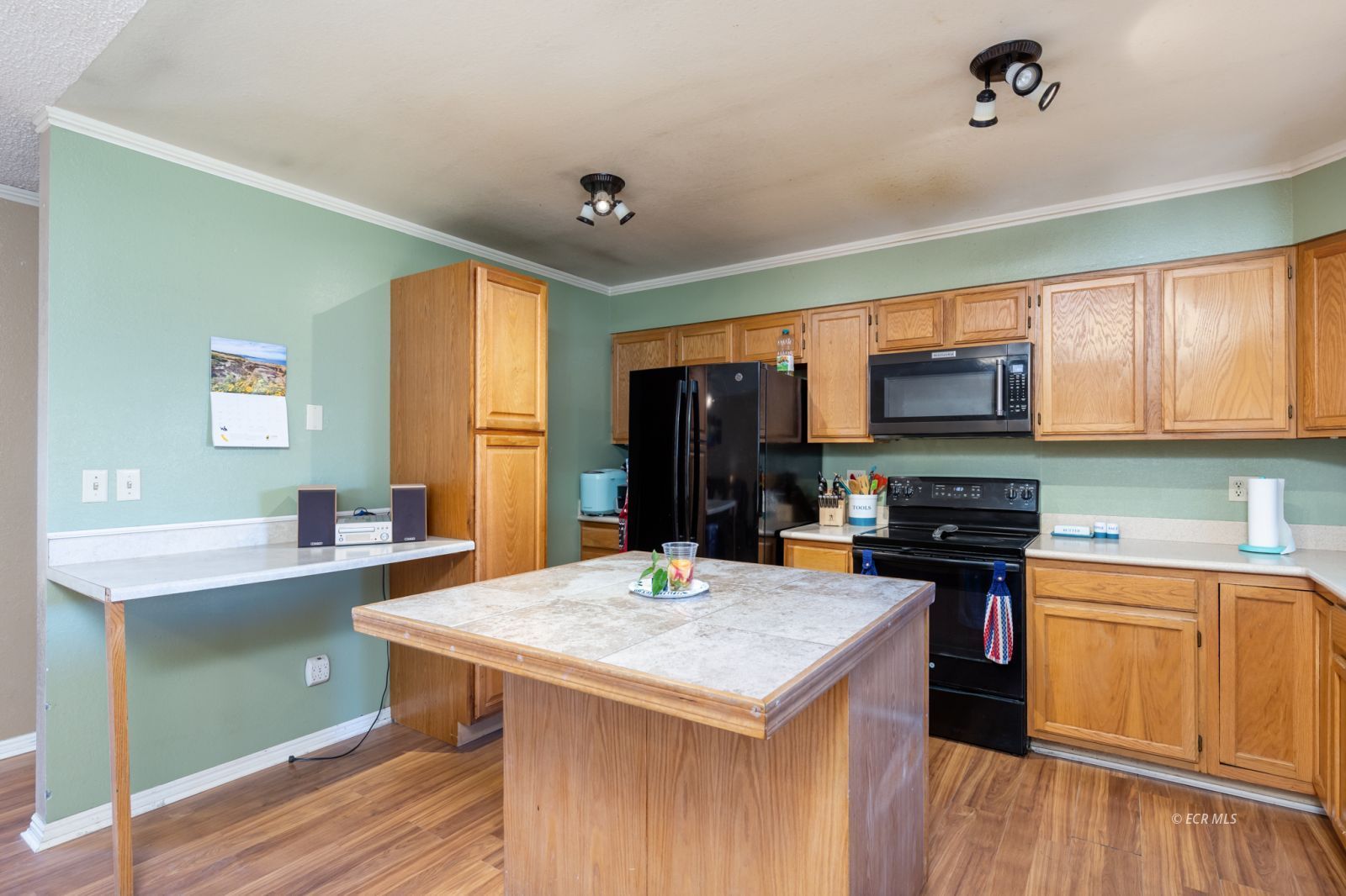 441 4th Street Property Photo 12