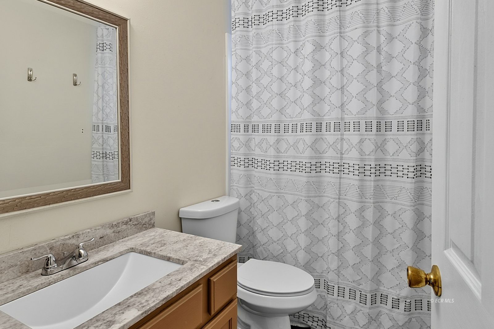 2312 Sierra Drive Property Photo 16