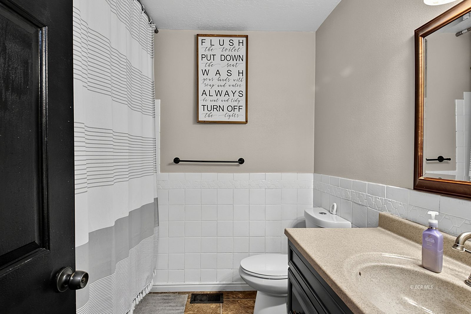 2312 Sierra Drive Property Photo 19