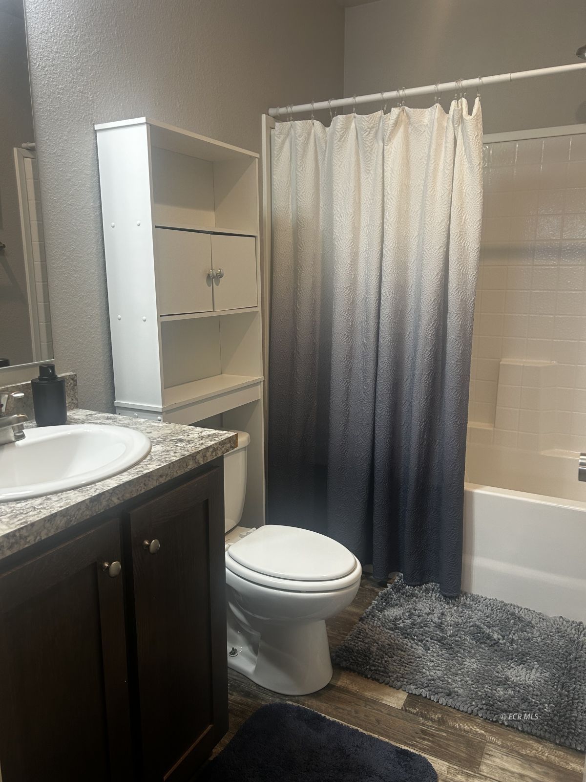 421 Westby Drive Property Photo 5