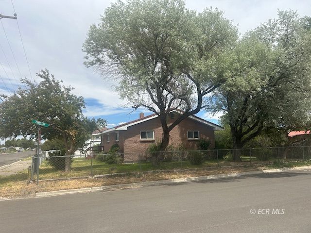 1112 Ruby Avenue Property Photo 2