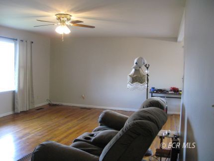 1112 Ruby Avenue Property Photo 7