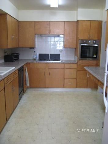 1112 Ruby Avenue Property Photo 8