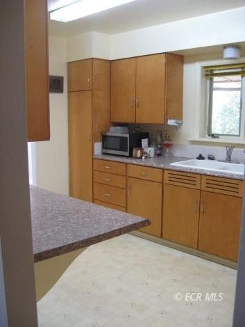 1112 Ruby Avenue Property Photo 9