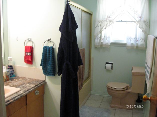 1112 Ruby Avenue Property Photo 18