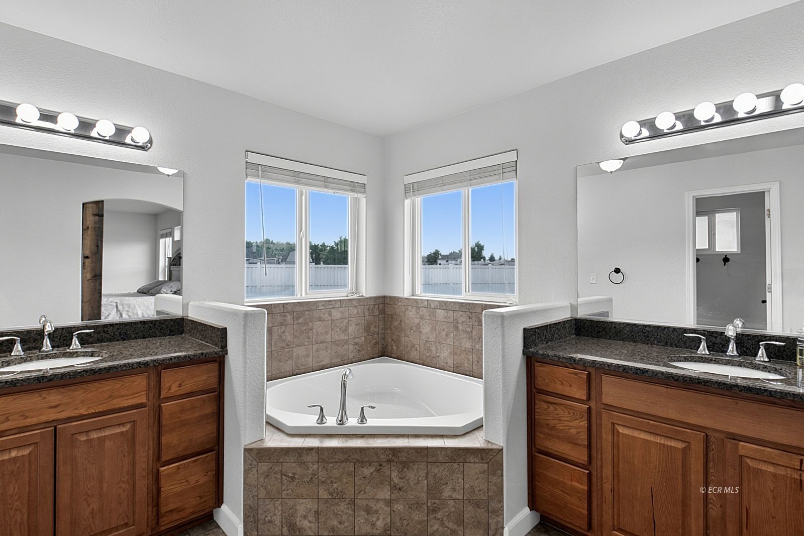 254 Brooklawn Drive Property Photo 14