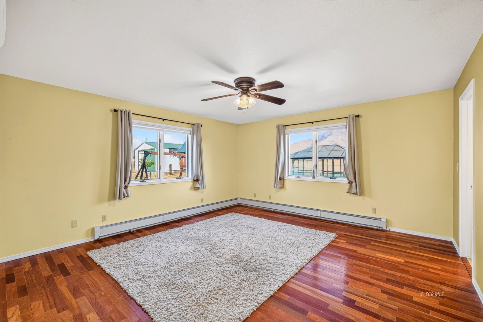 825 Aesop Drive Property Photo 11