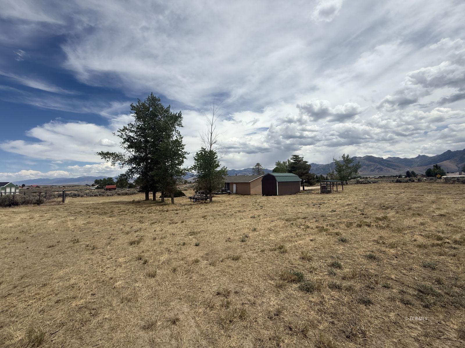 175 Greencrest Drive Property Photo 4