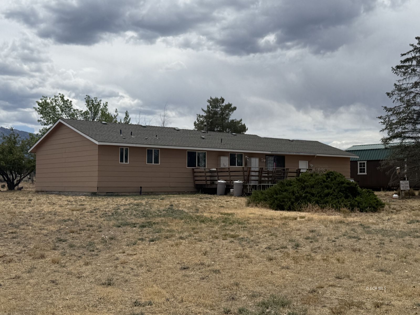 175 Greencrest Drive Property Photo 6