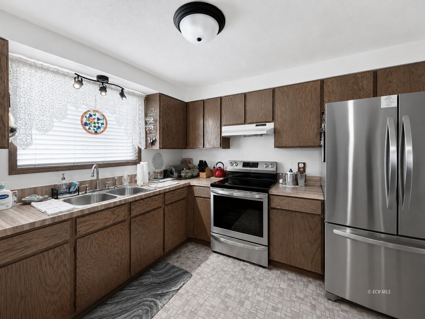 175 Greencrest Drive Property Photo 17