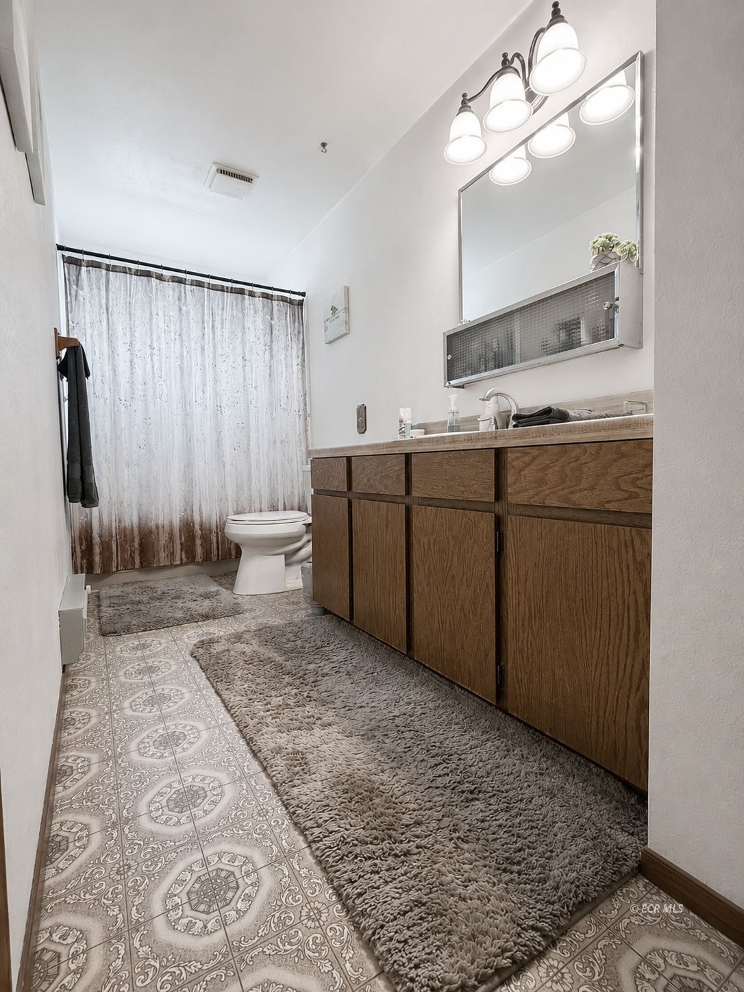 175 Greencrest Drive Property Photo 20