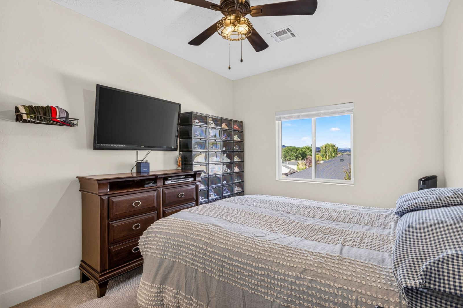 3129 Newcastle Circle Property Photo 29