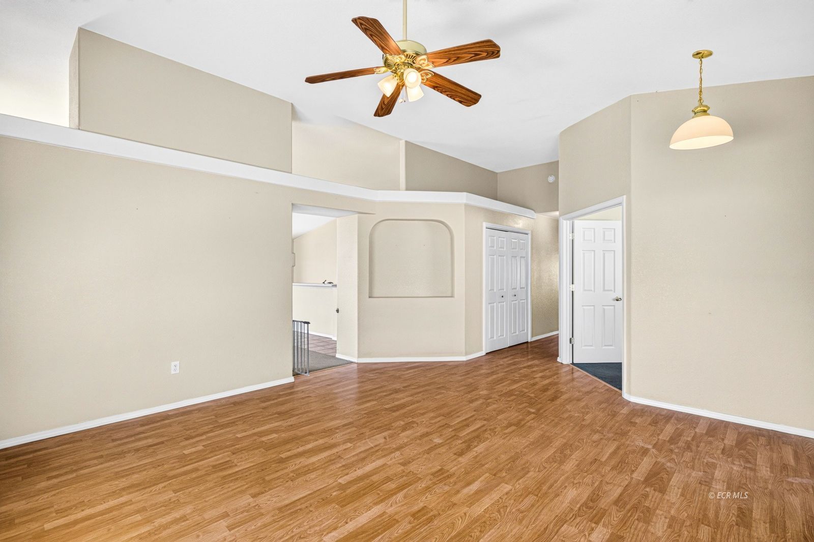 520 Cripple Creek Drive Property Photo 13