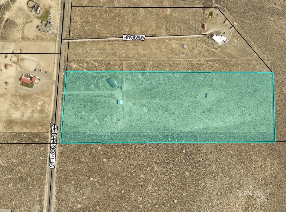 1976 Metropolis Rd. Road Property Photo 2