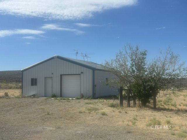 1976 Metropolis Rd. Road Property Photo 7
