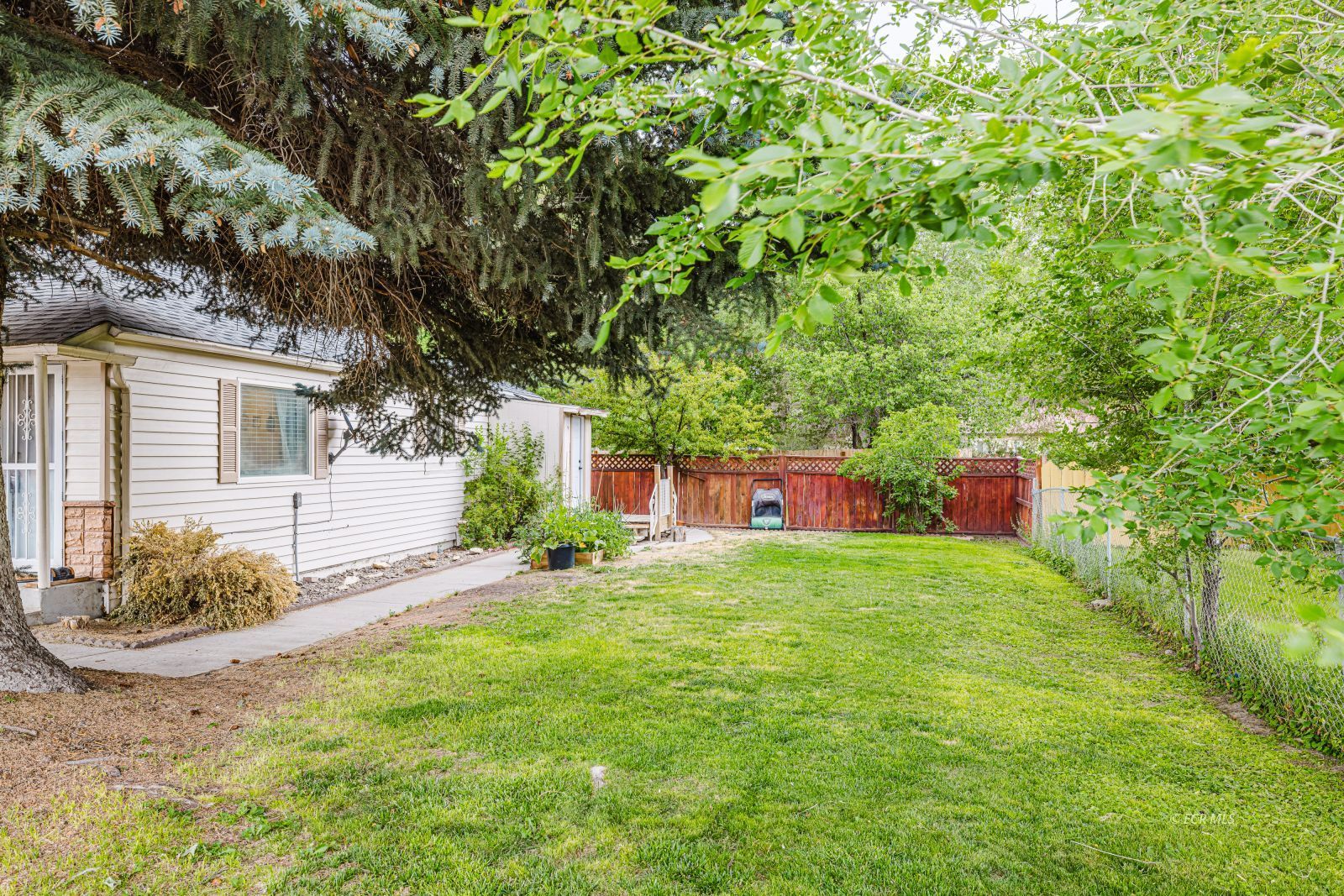 844 Lincoln Avenue Property Photo 22