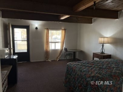 340 6th Street Property Photo 5