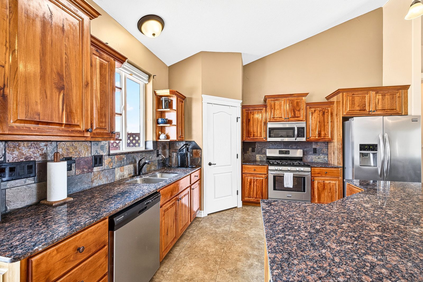 76 Arroyo Vista Drive Property Photo 14