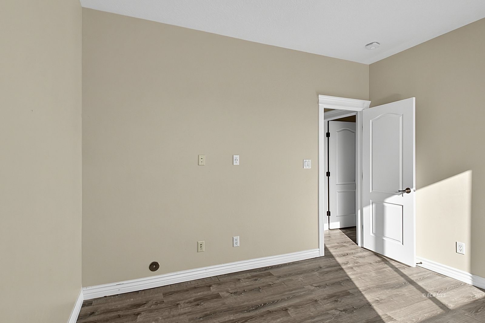 455 Blue Jay Drive Property Photo 26