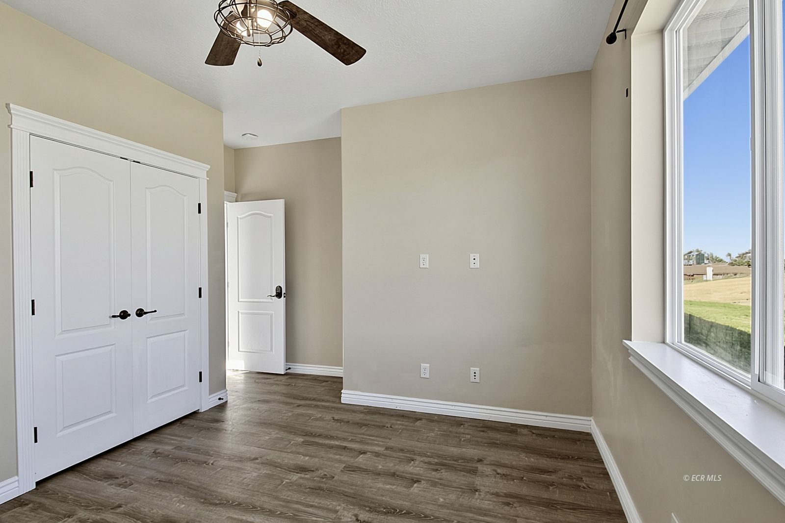 455 Blue Jay Drive Property Photo 27