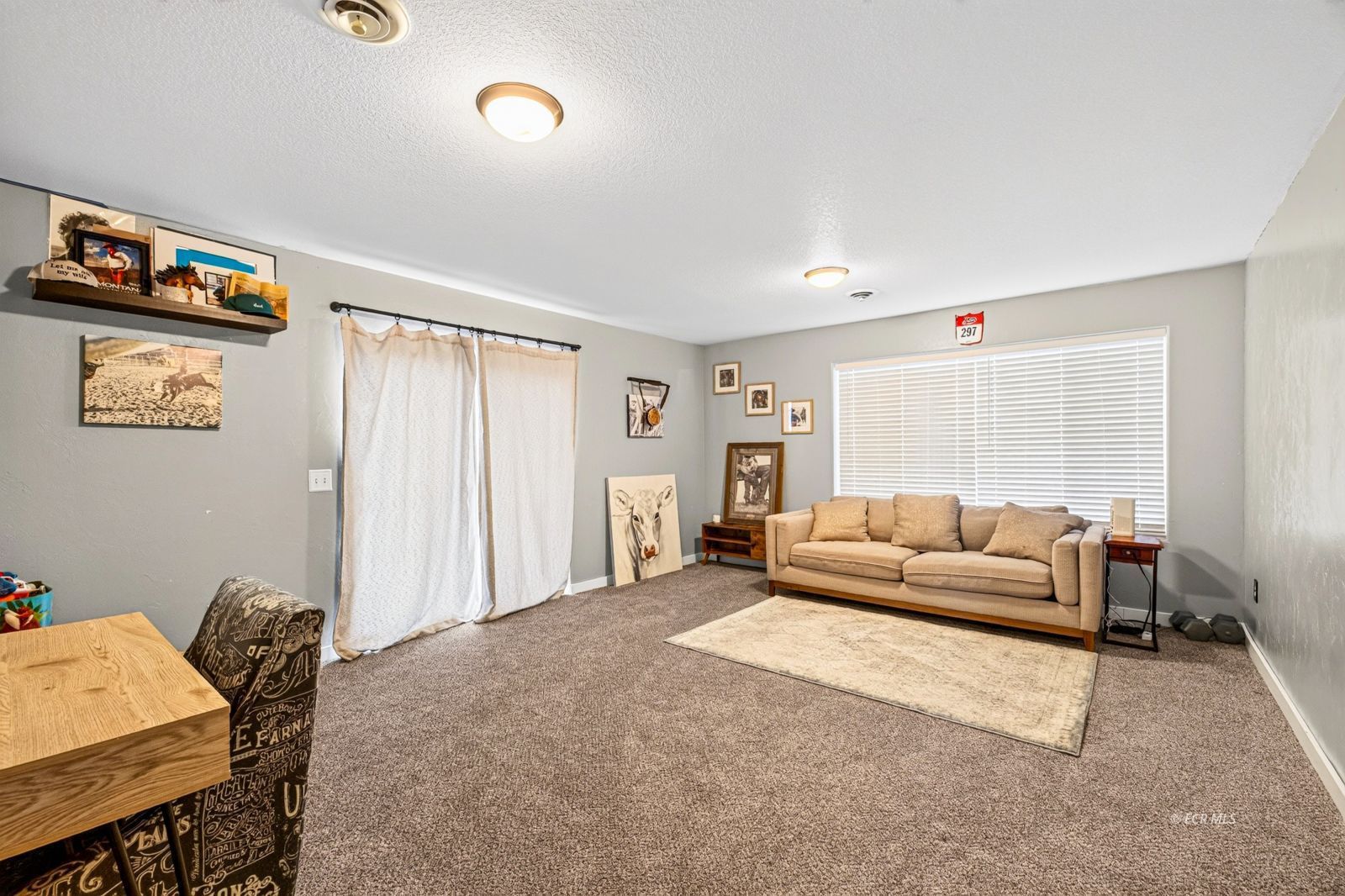 811 White Oak Drive Property Photo 13