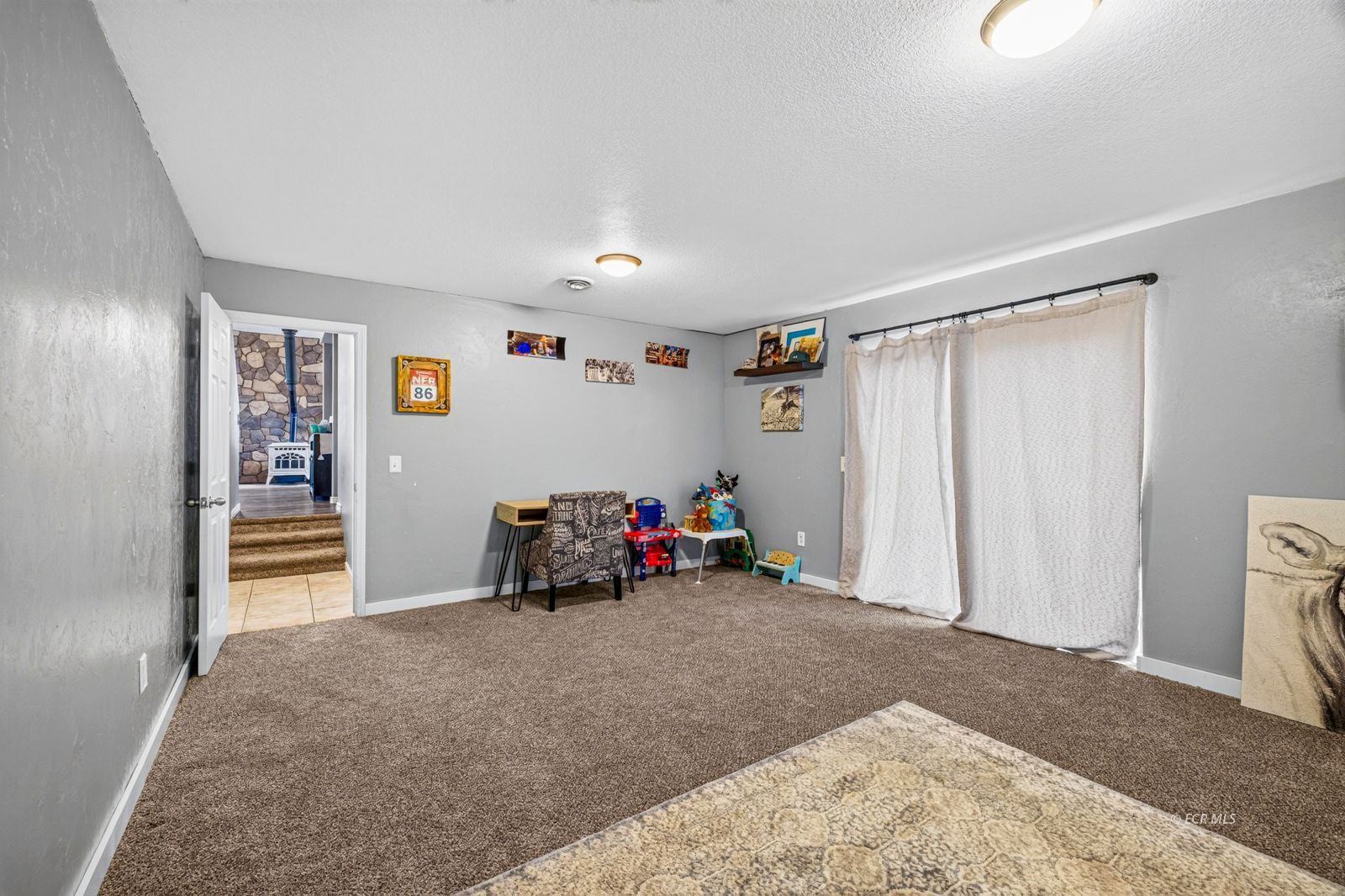 811 White Oak Drive Property Photo 14