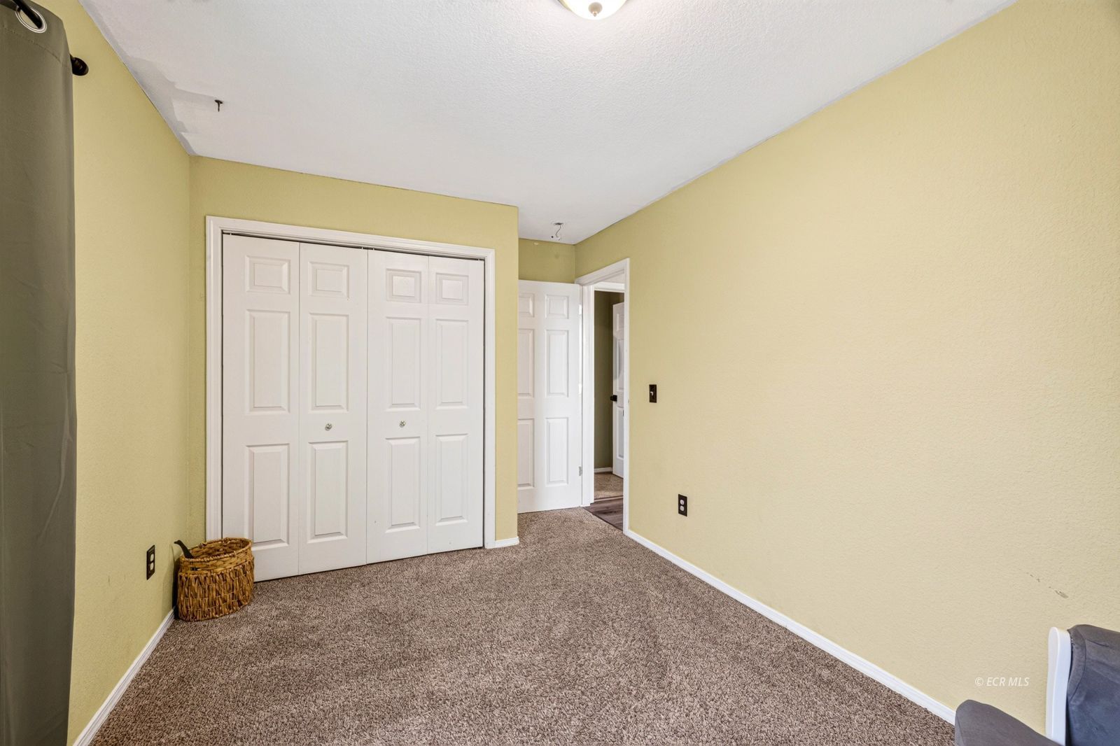 811 White Oak Drive Property Photo 25