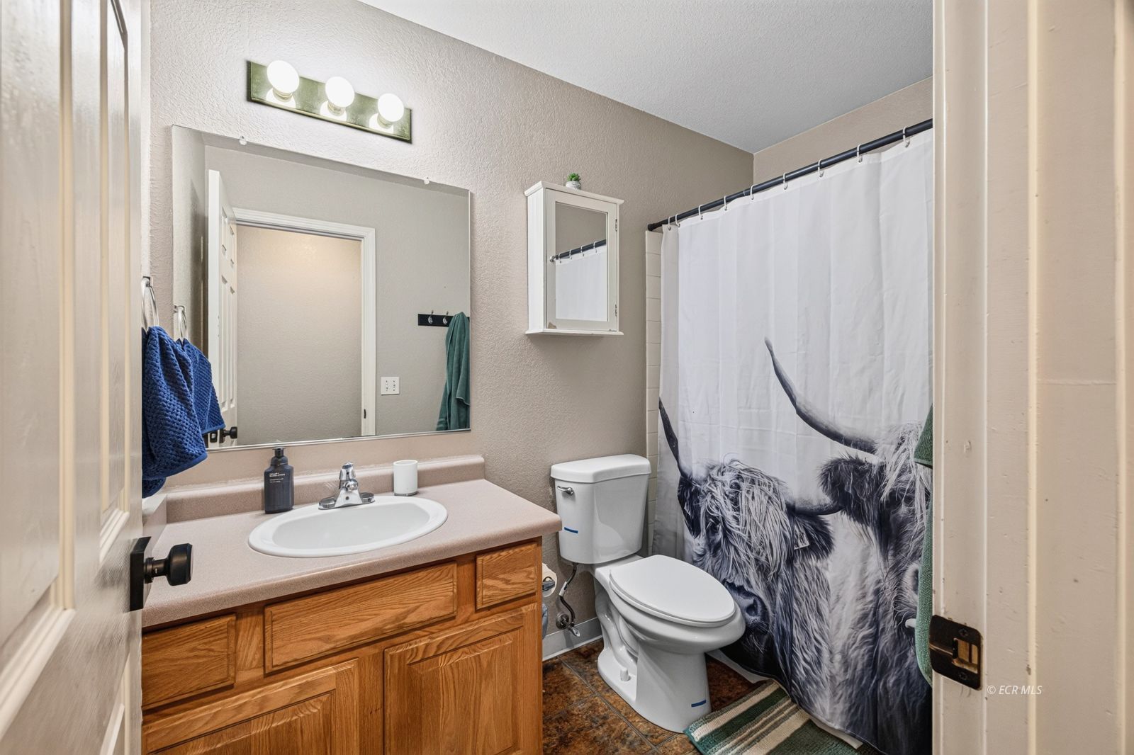 811 White Oak Drive Property Photo 28