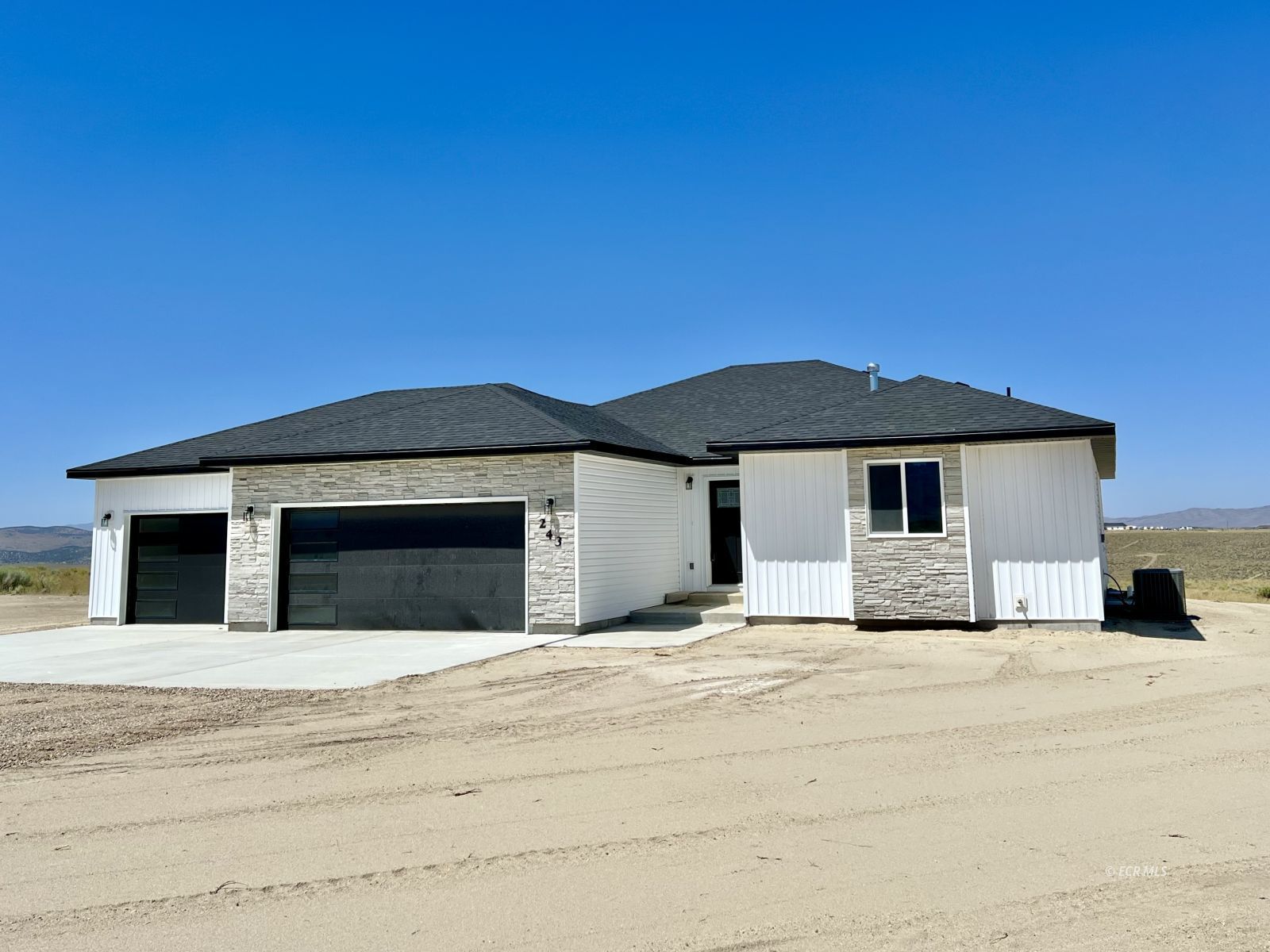 4610 Bergeron Avenue Property Photo 4