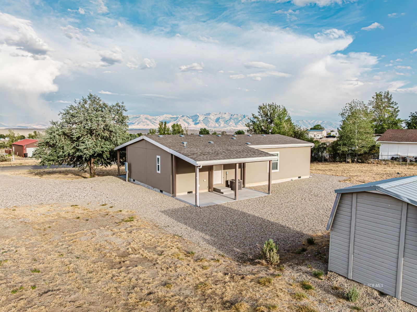 693 Hayland Drive Property Photo 36