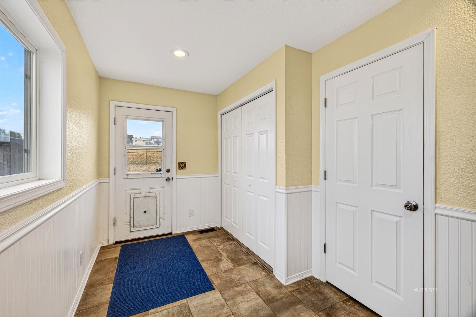 876 White Oak Drive Property Photo 32