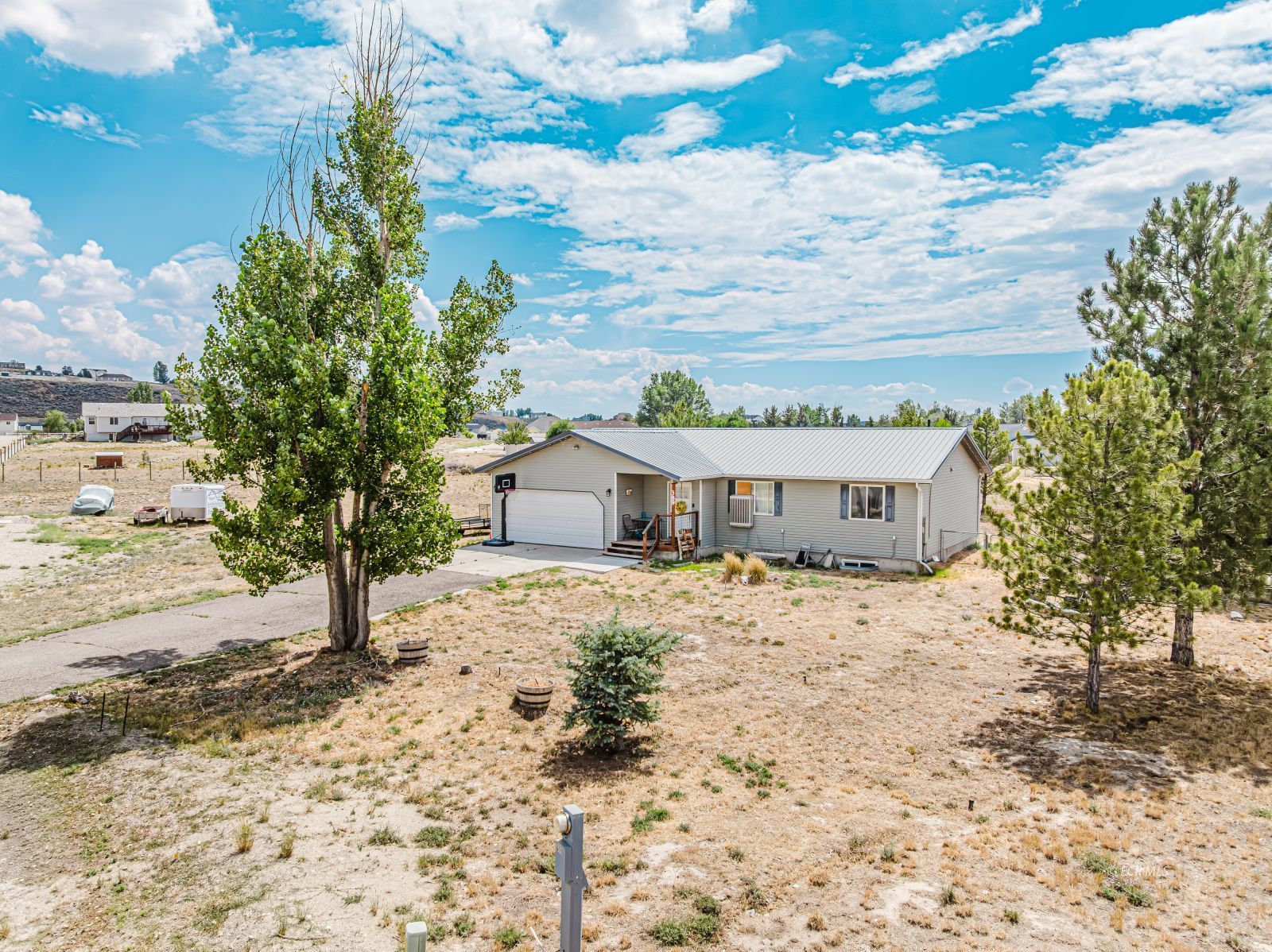 389 Lakeport Bay Property Photo 43