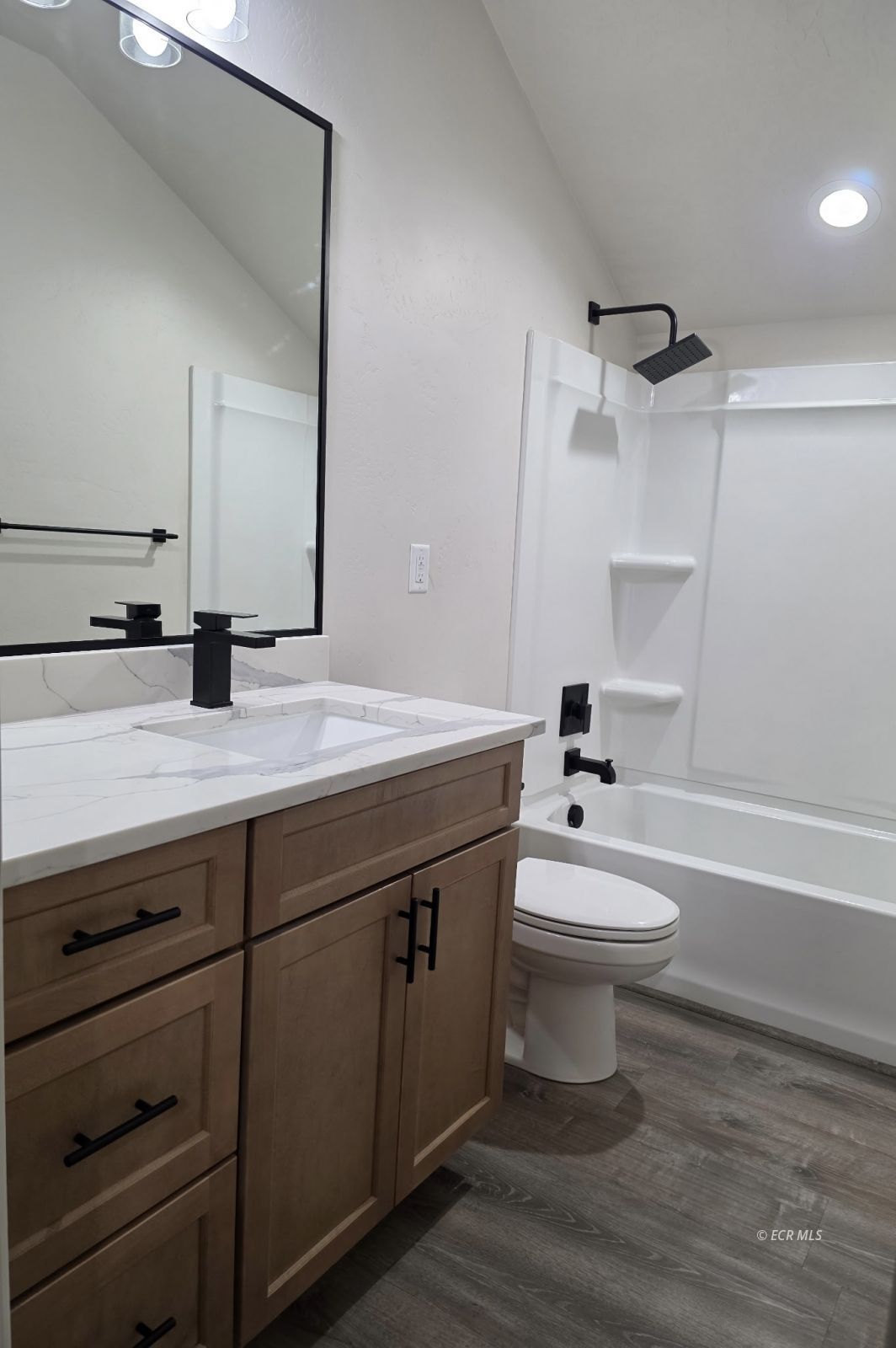 2703 Quartz Drive Property Photo 23