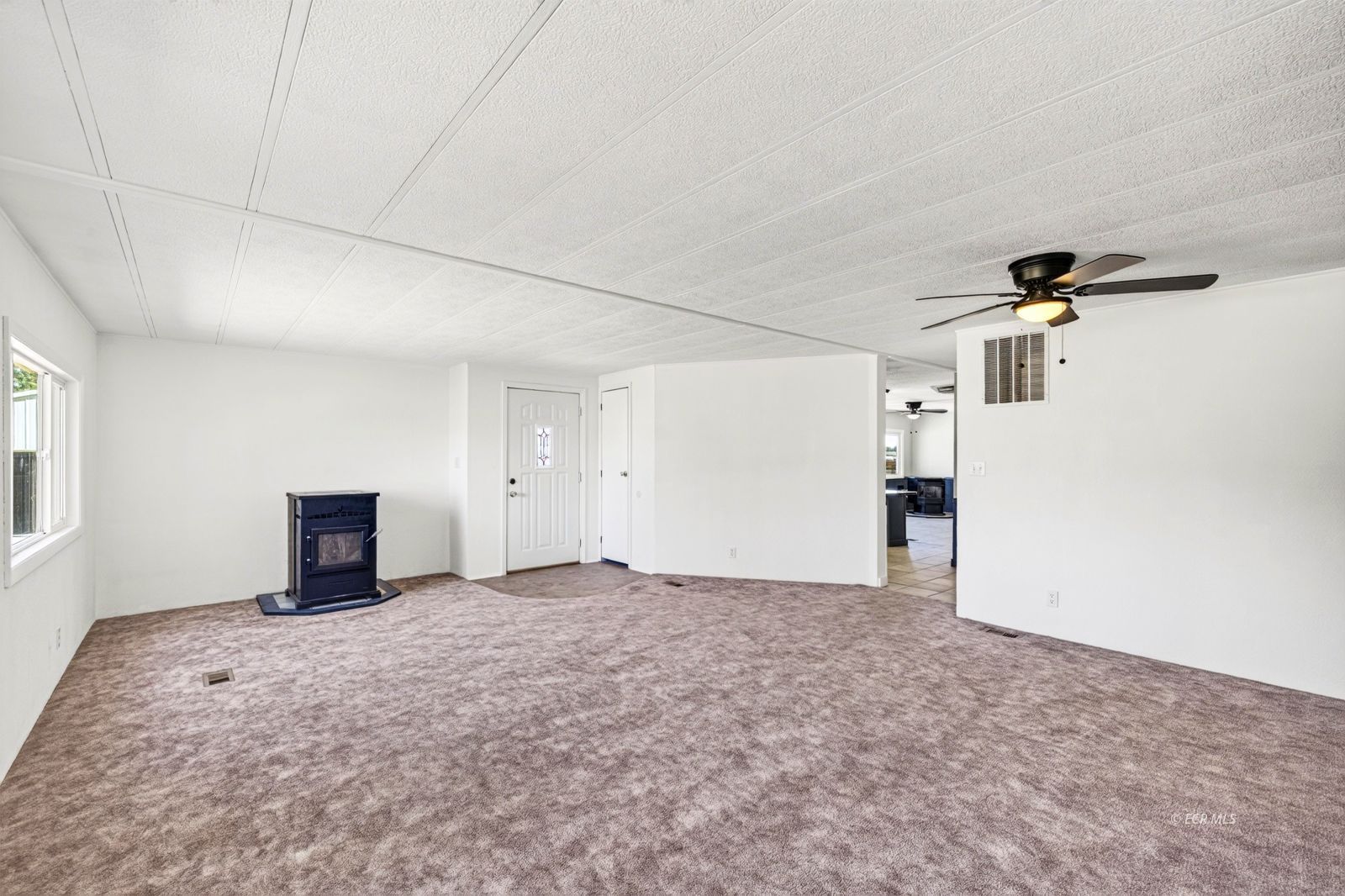 461 Tiffany Drive Property Photo 7
