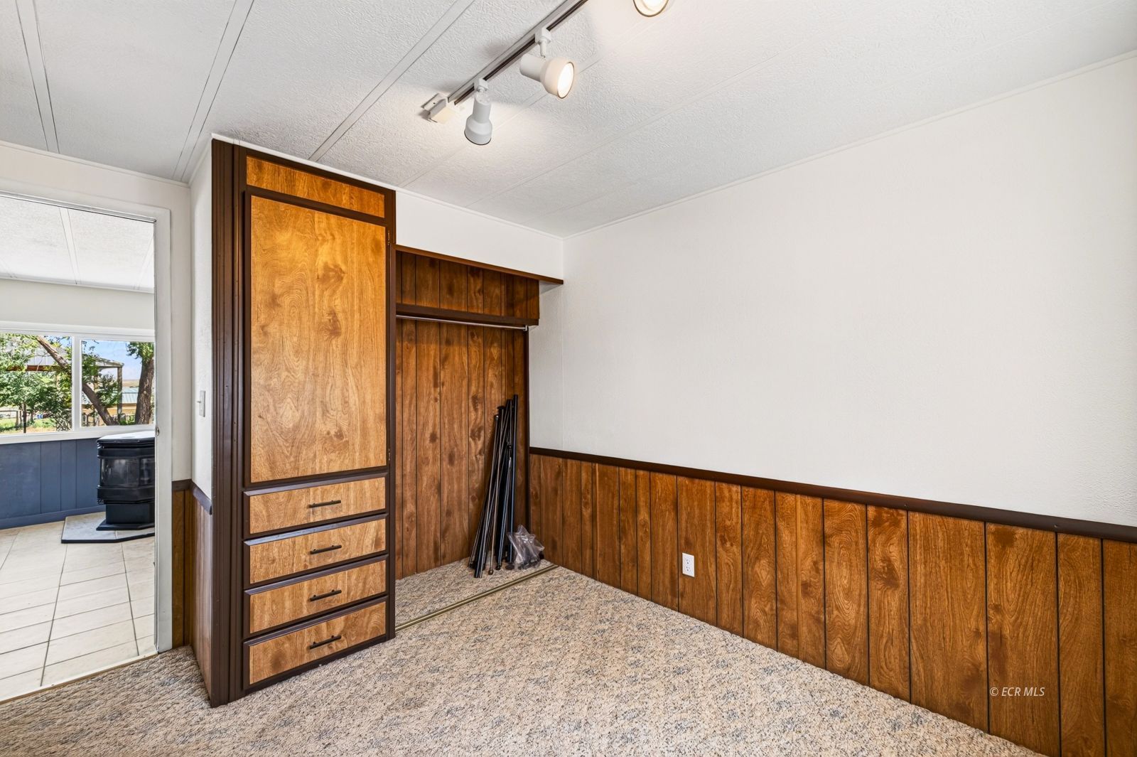 461 Tiffany Drive Property Photo 18