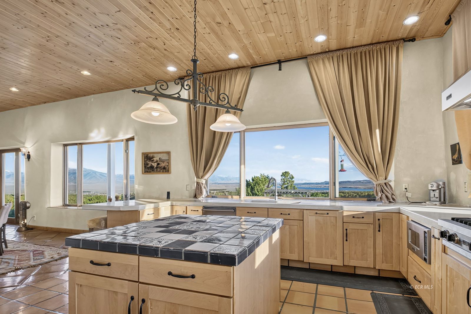 854 Hamilton Stage Road Property Photo 15
