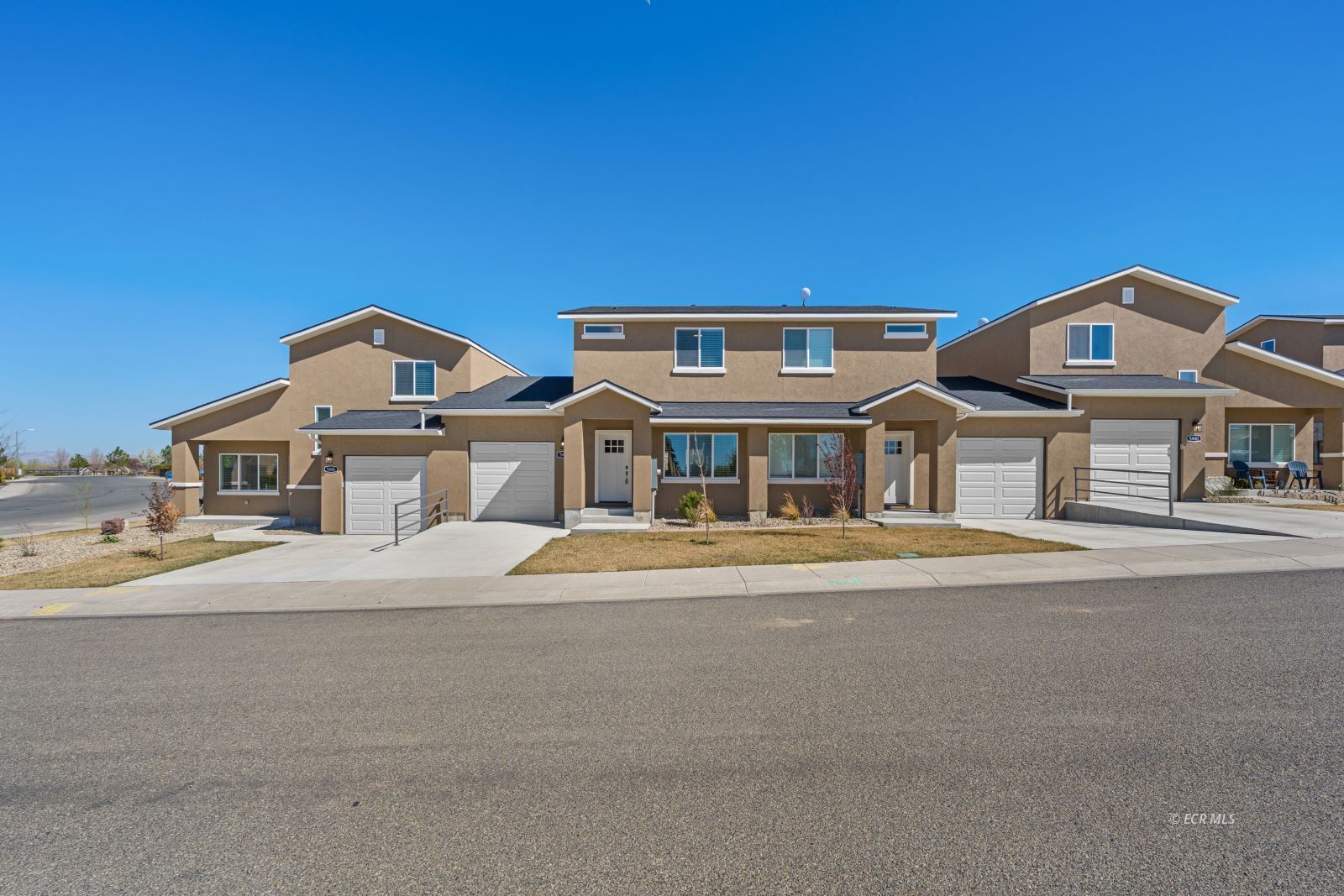 5446 Branding Iron Way Property Photo 2