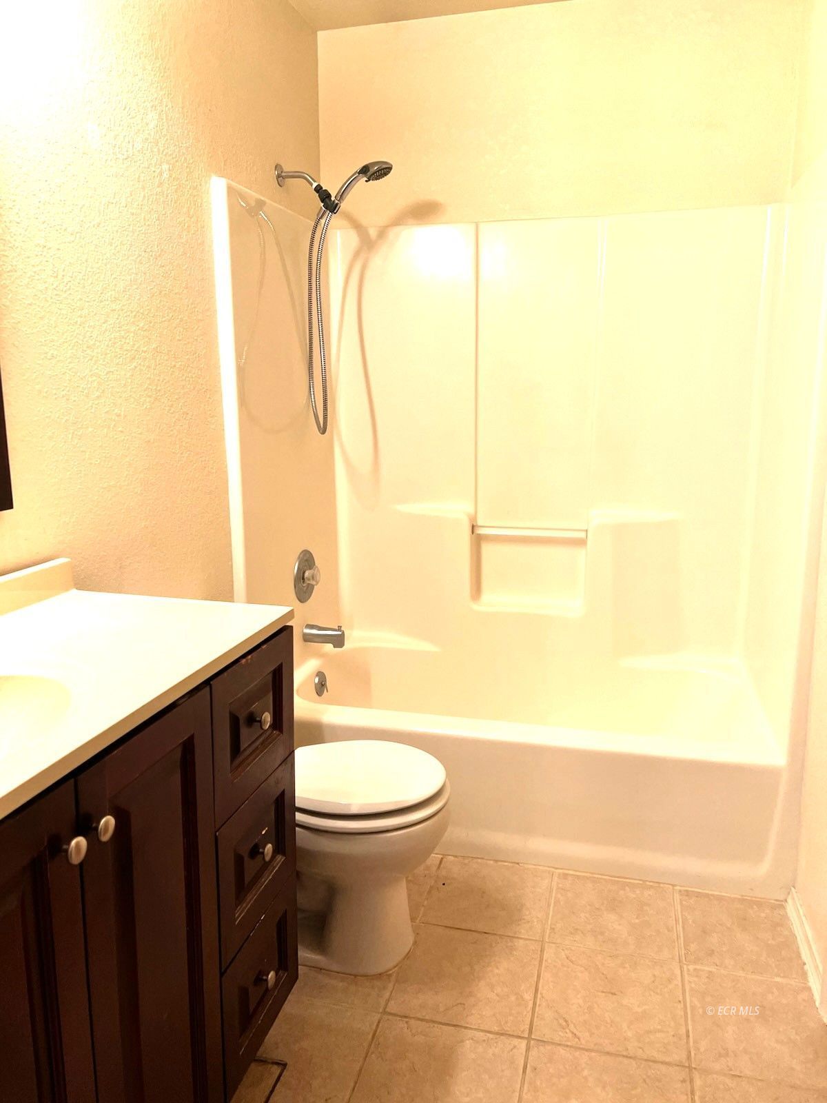 697 Clover Drive Property Photo 8