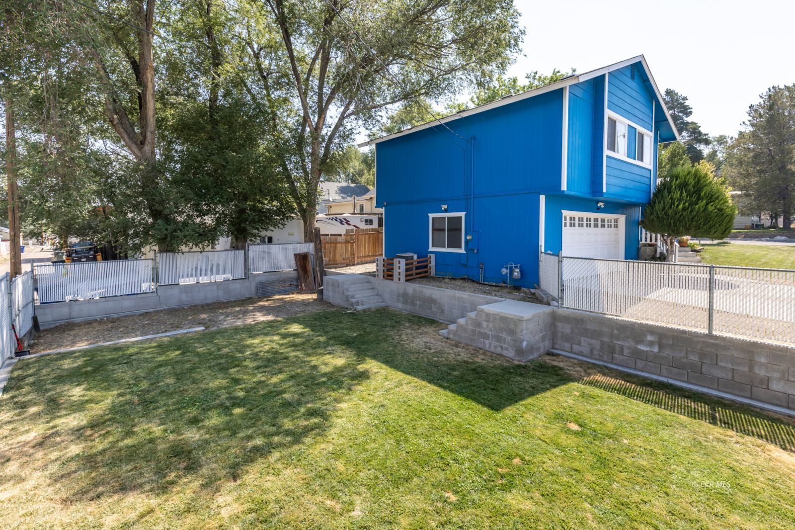 930 3rd Street Property Photo 24