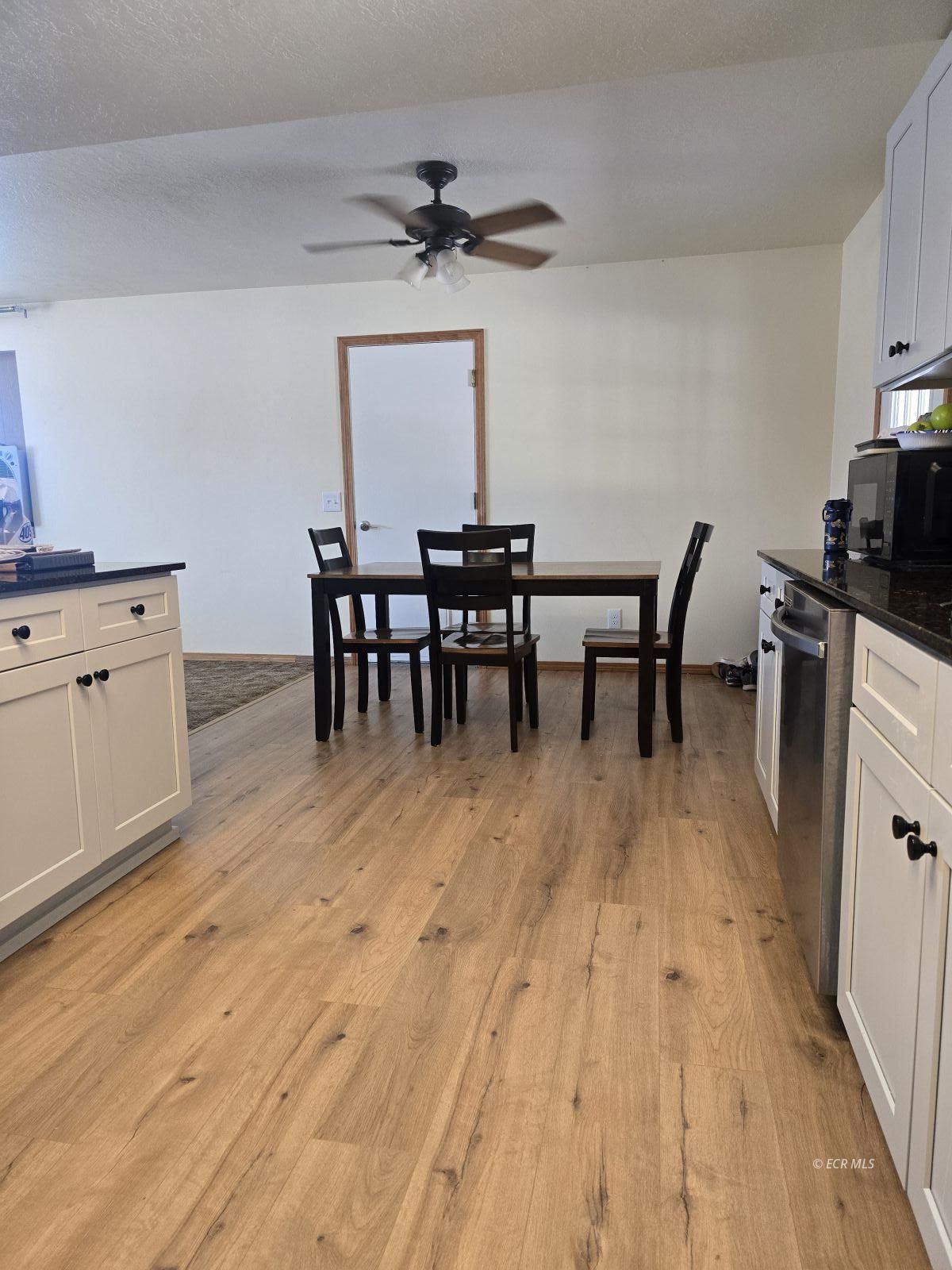 755 Devon Drive Property Photo 11