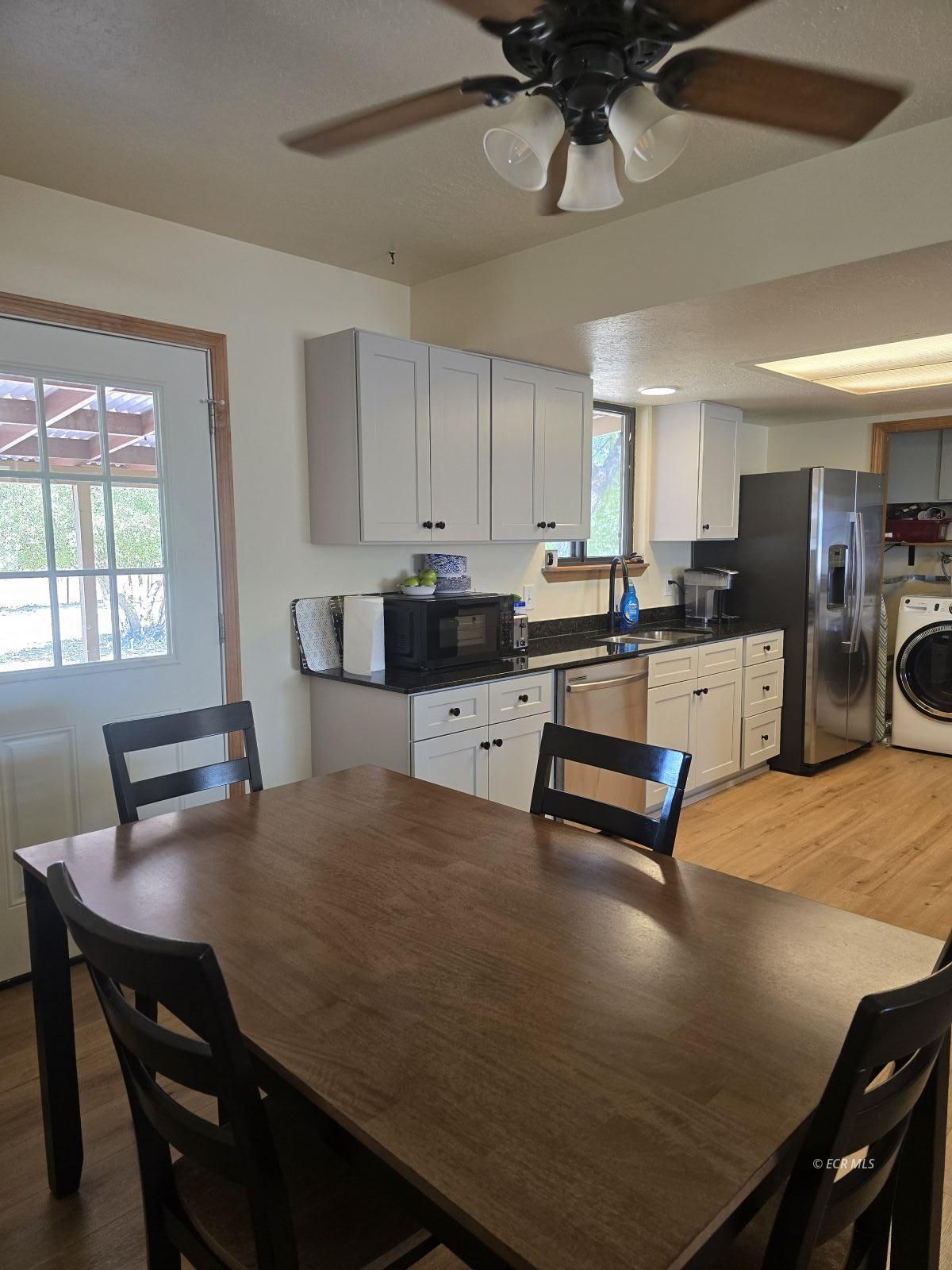 755 Devon Drive Property Photo 12