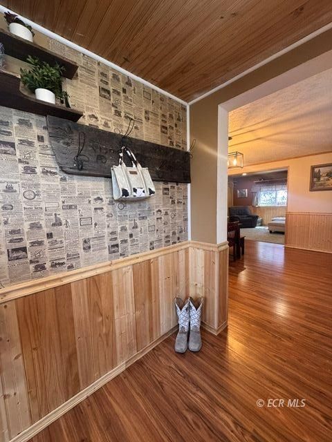 7024 Snake River Boulevard Property Photo 6