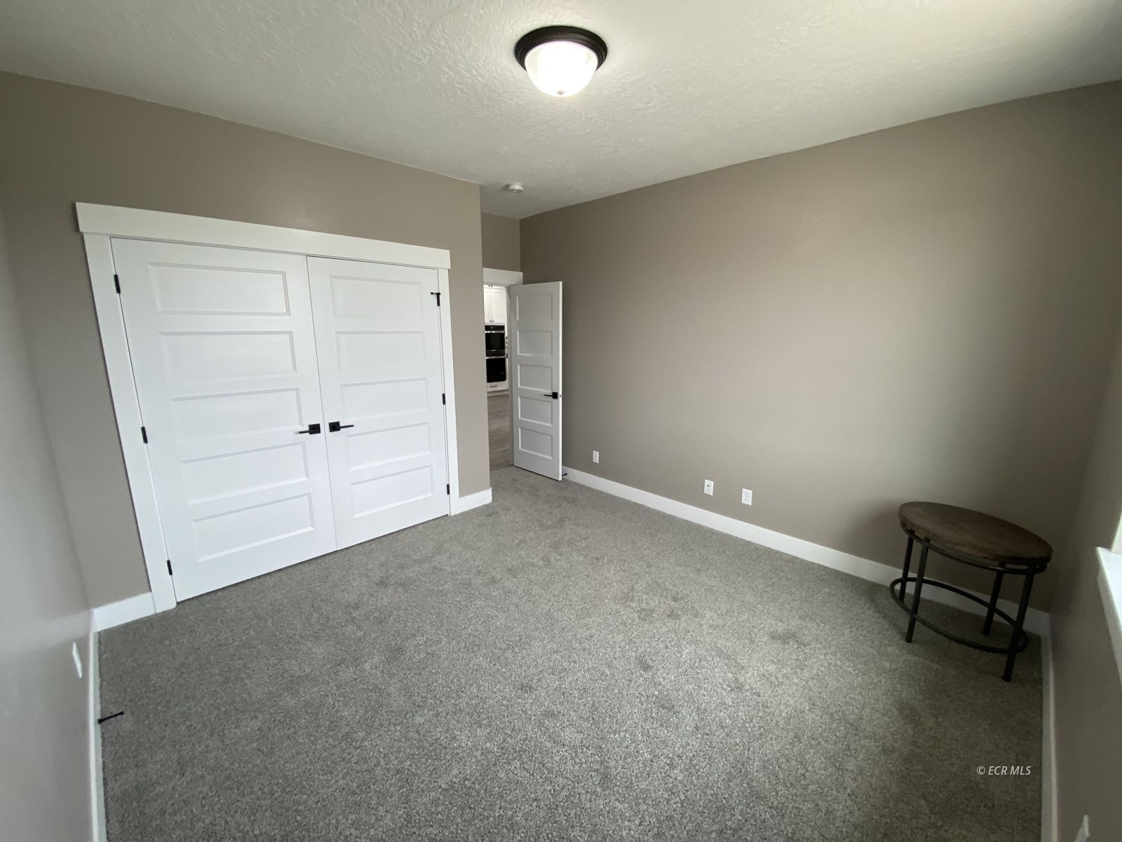 1933 Pheasant Drive Property Photo 29