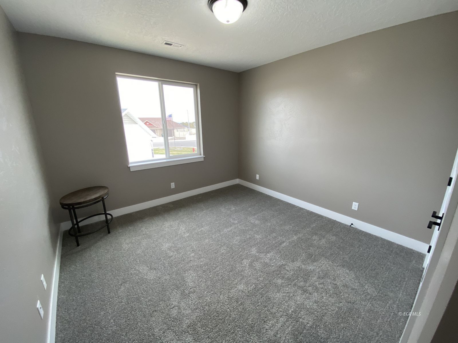 1933 Pheasant Drive Property Photo 30